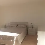 A In Zona Residenziale Apartment *