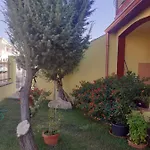 A In Zona Residenziale Apartment