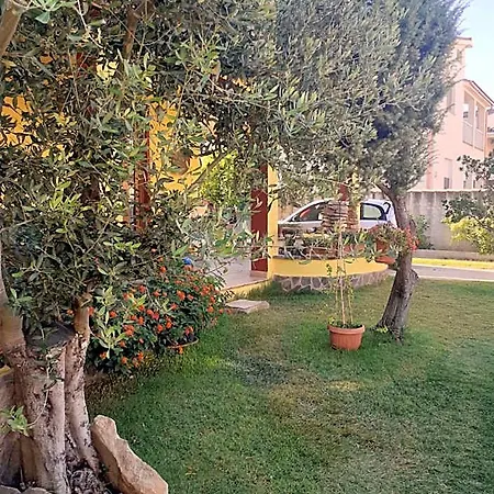 A In Zona Residenziale Appartamento